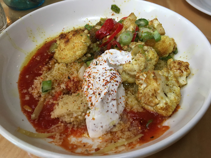Suburbia Offers Global Eclectic Menu – discovering LA
